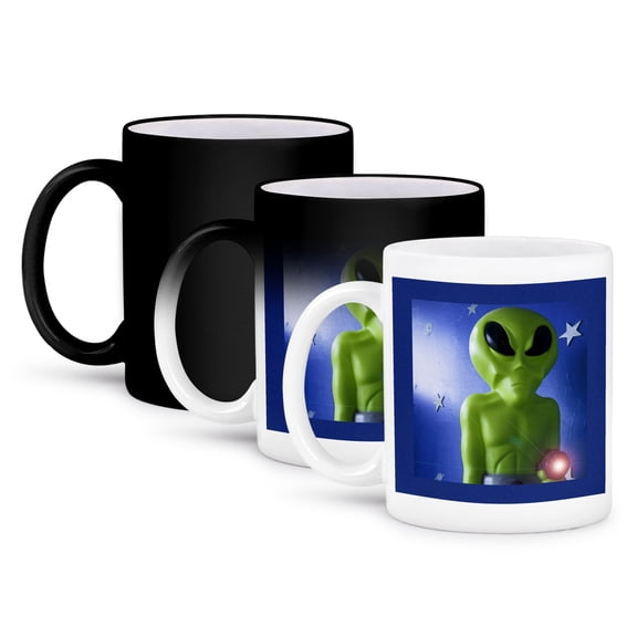 3dRose, Green alien with ray, Roswell, New Mexico - US32 JMR0111 - Julien McRoberts, 11oz Magic Transforming Mug