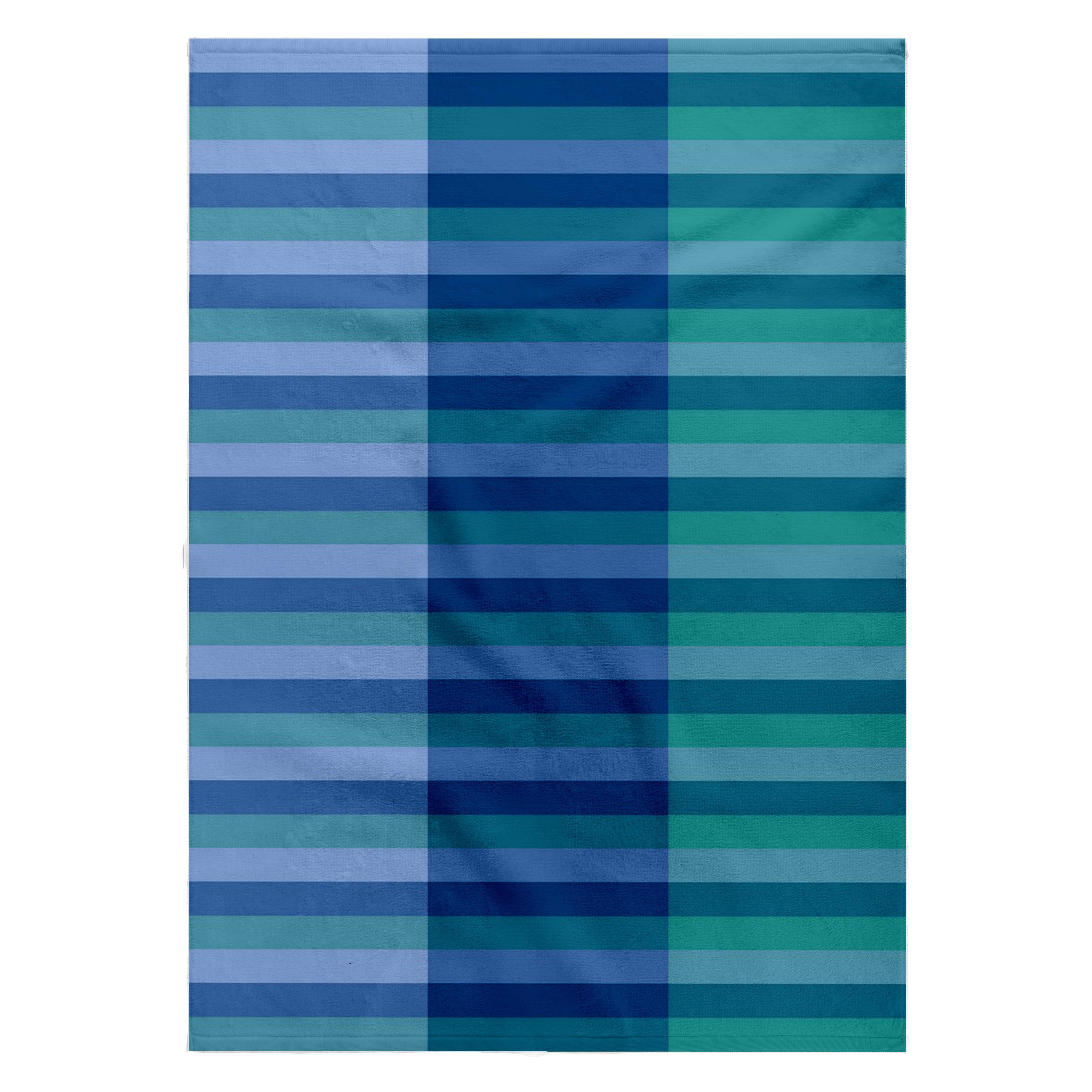 3dRose, Horizontal Line Pattern In Baby Blue, Blue and Aqua Blue, 22x30 Bath Hand Pool Towel