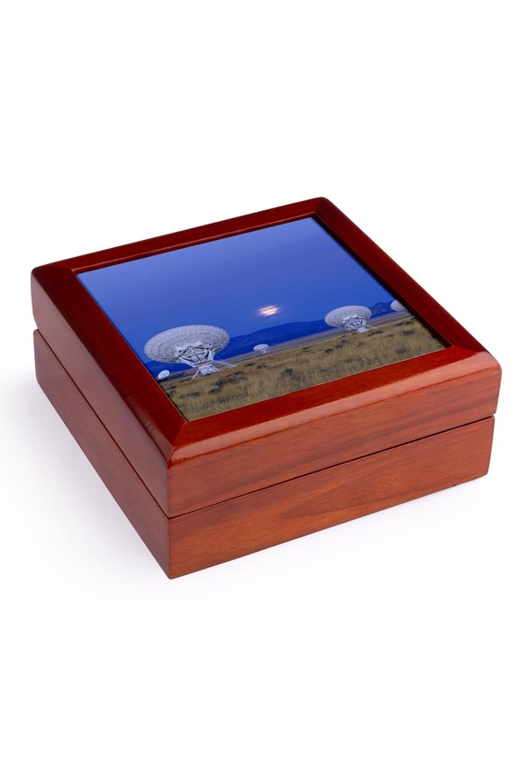 , NM, San Augustin, 27 Very Large Array antennas - US32 BJA0061 - Jaynes Gallery, Jewelry Box 5.5x5.5 inch with 4 inch tile