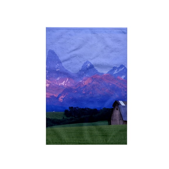 3dRose, Rustic barn, wheat field, Teton Mountain Range, Idaho - US13 CHA0079 - Chuck Haney, 15x22 Hand Towel