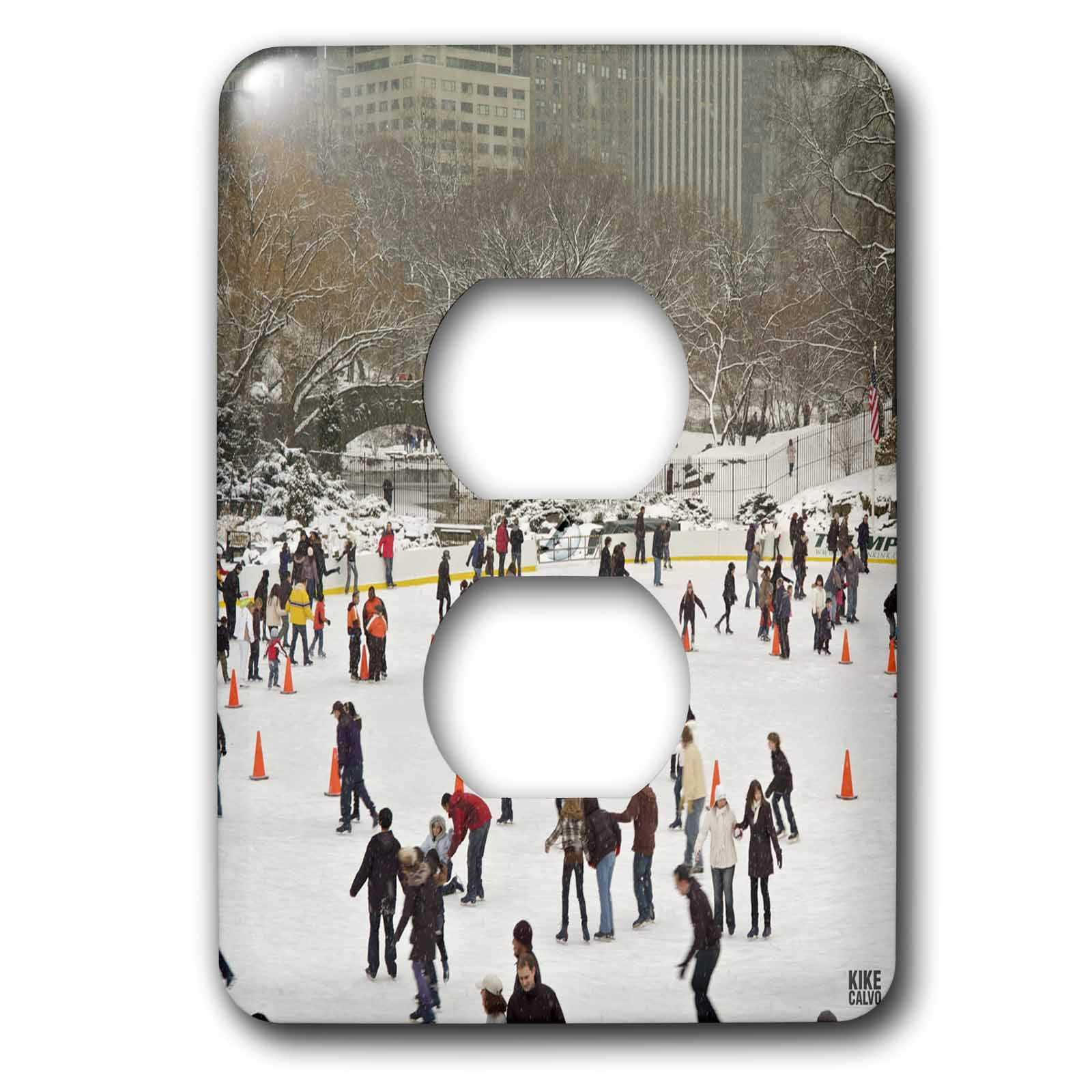 3dRose Snow blizzard in Central Park Manhattan New York City Ice Skate Ring - 2 Plug Outlet Cover (lsp_10309_6)