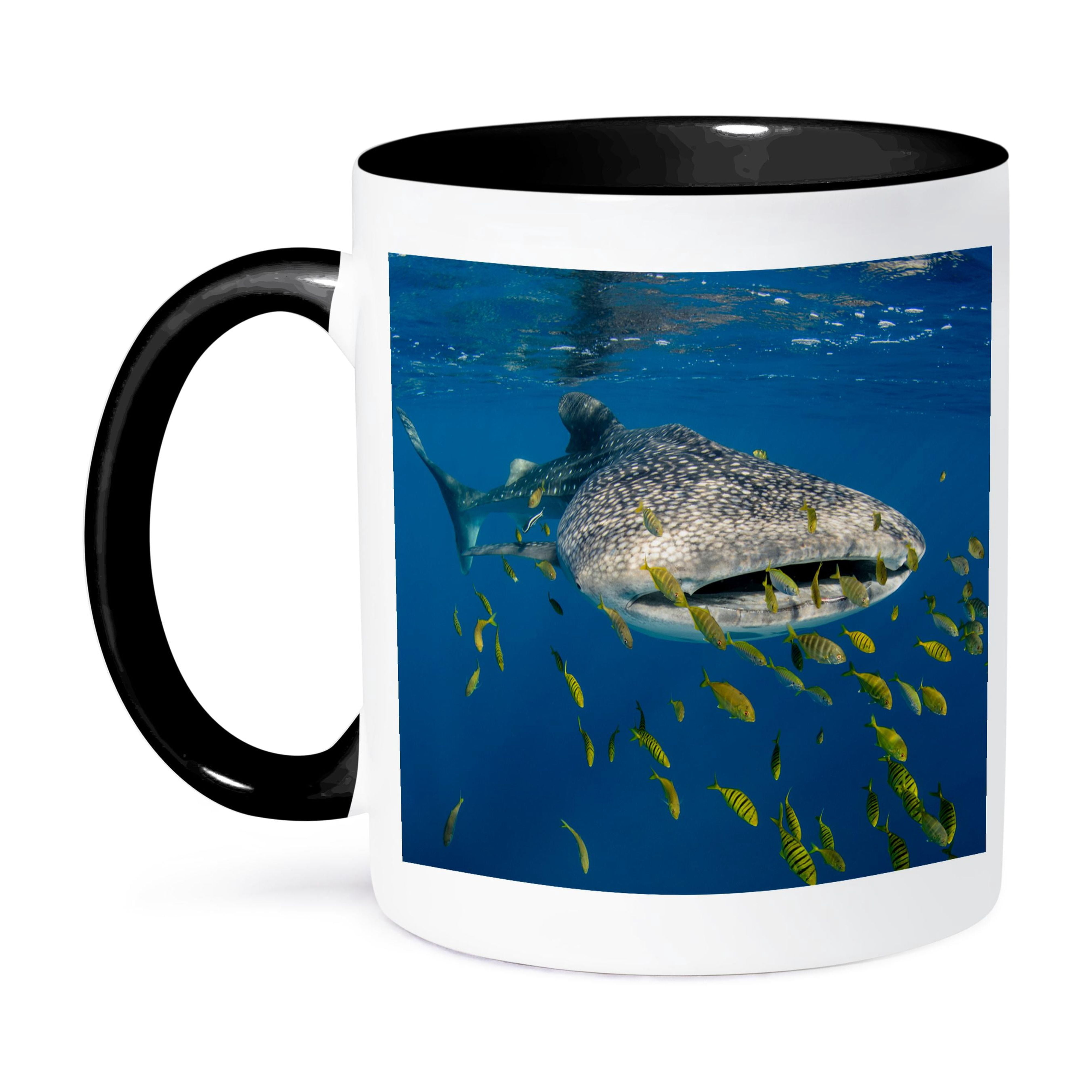 3drose-whale-shark-and-golden-trevally-cenderawasih-bay-west-papua