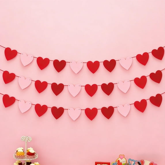 3pcs Valentines Day Decorations Red Felt Heart Garland Banner Galentines Day Decorations, Pre-Strung Heart Garland Outdoor Home Hanging Valentine's Day Decor