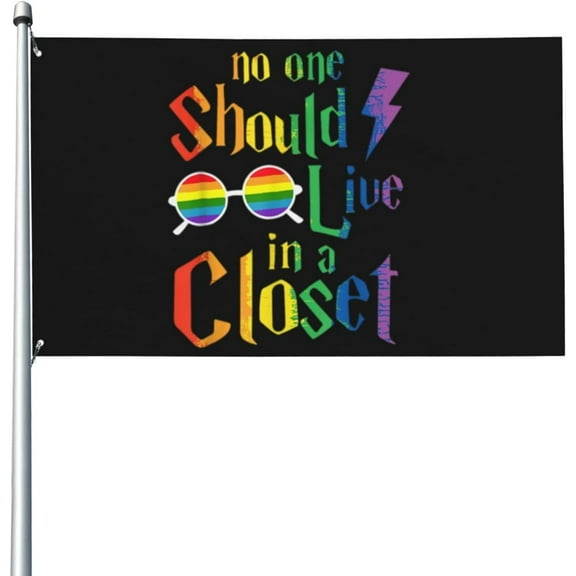 3x5 Ft Flags No One Should Live In A Closet LGBT Q Gay Pride Proud Ally Flag Garden flag House Flag Banner Tapestry Outdoor Yard flag