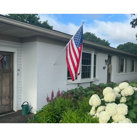 3x5' Worry Free US Flag Super Set- includes pole, bracket and American Flag - Display the US Flag!
