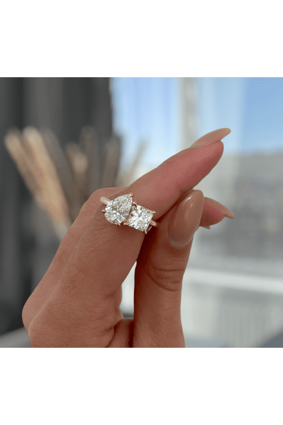 4.00 Ct Pear and Princess Cut Moissanite Toi et Moi Engagement Ring, 18K Rose Gold