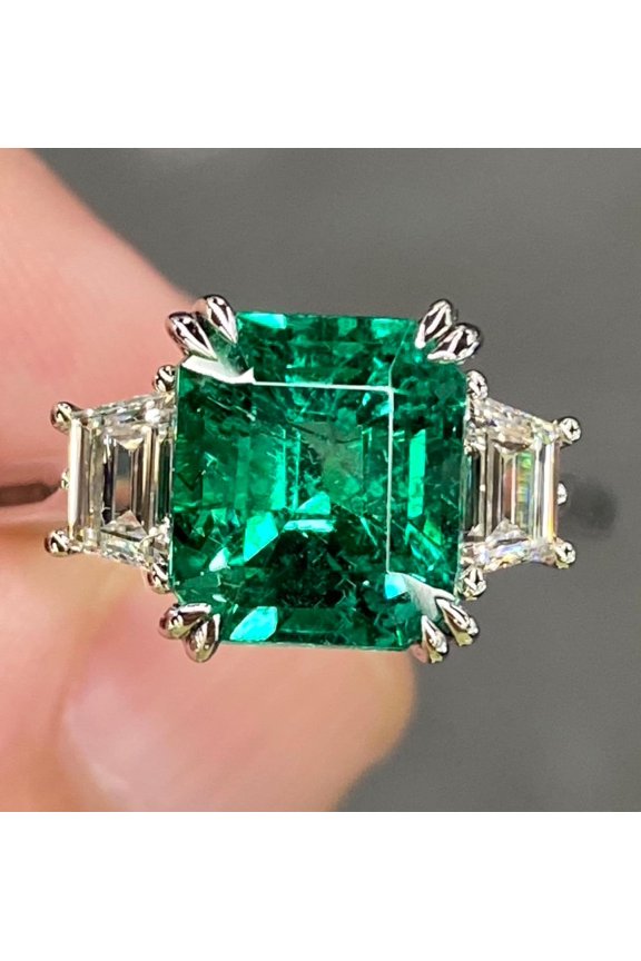 4.2 Ctw Vivid Lab Green Emerald Ring 925 Silver Engagement Ring Gift For Love