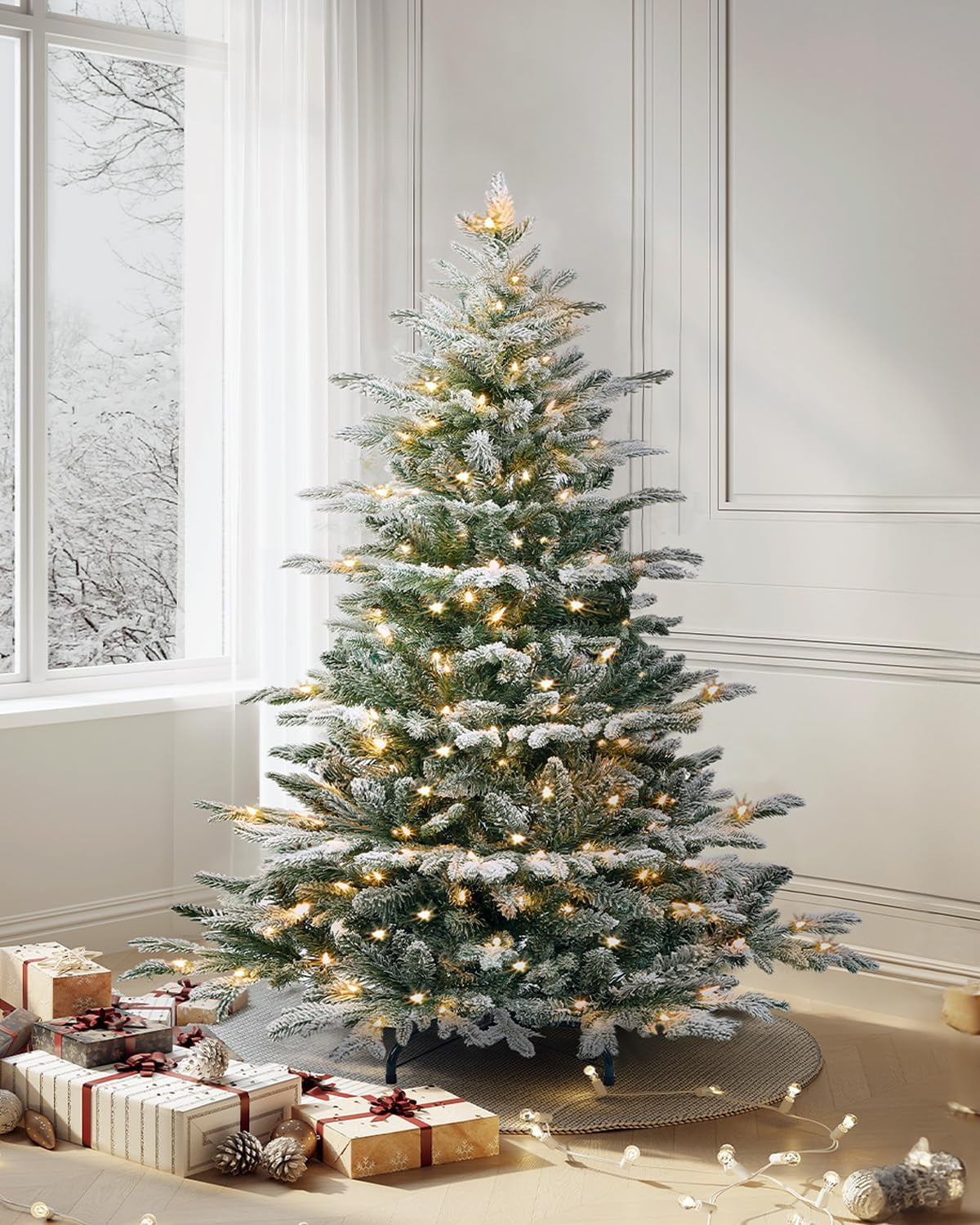 4.5FT PreLit Flocked Aspen Fir Artificial Christmas Tree, PE & PVC 457