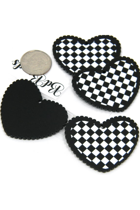 4 Big 1 1/4 inch Black & White Checker Board Gingham Buffalo Heart Shaped Plastic Acrylic Pendant Charms