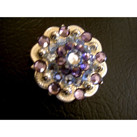 4 Conchos Rhinestone Horse Saddle Western Berry CO14