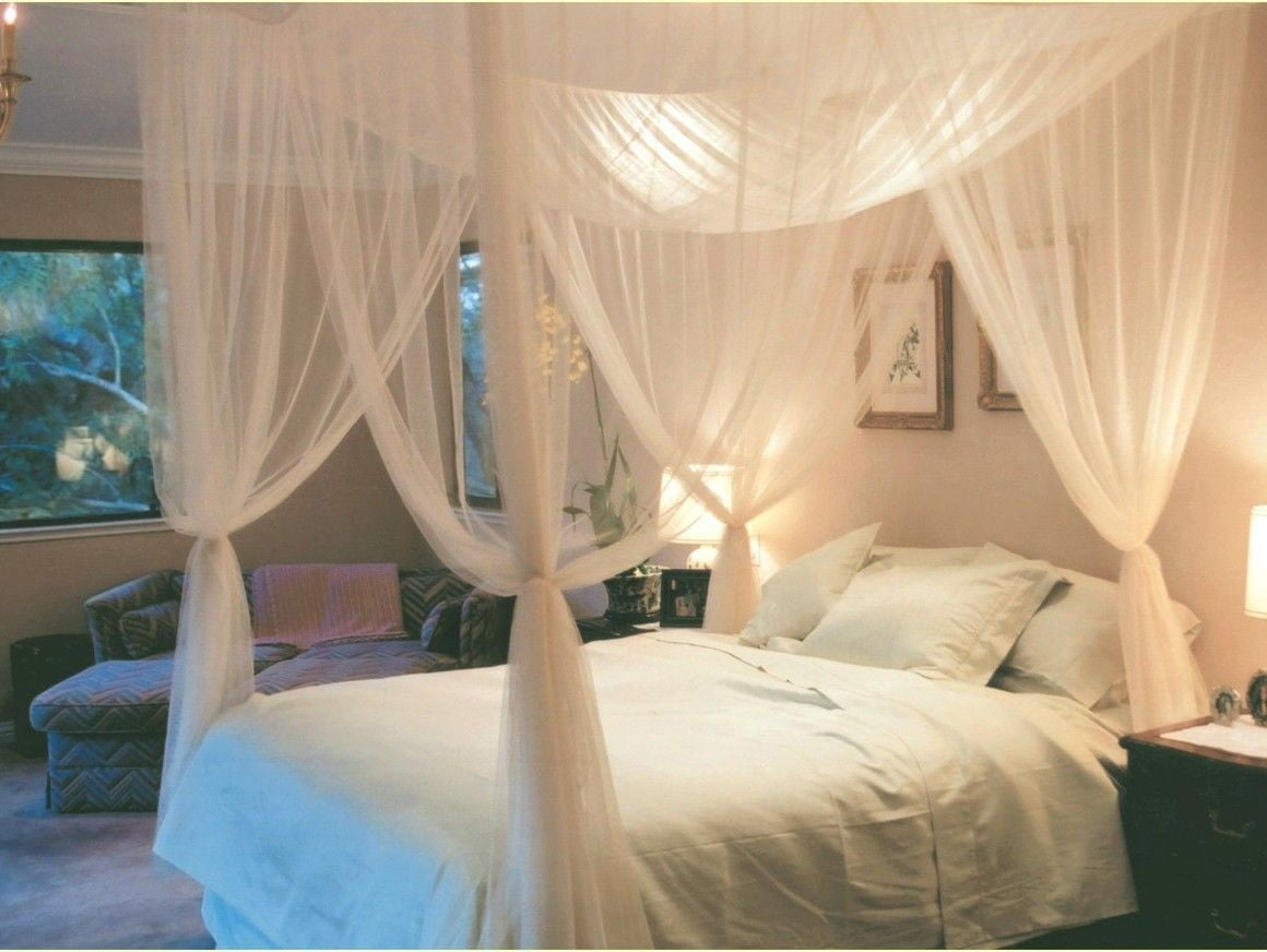 4 Corner Post Bed Canopy Mosquito Net Full Queen King Size Netting