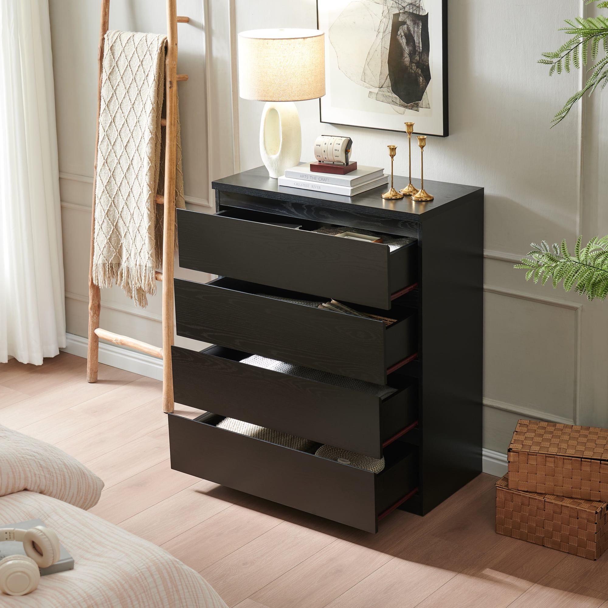 4 Drawer Dresser for Bedroom,31.5"W Modern Chest of Drawers with Hidden Handle,Wooden Closet Chests Organizer for Bedroom, Living Room,Black