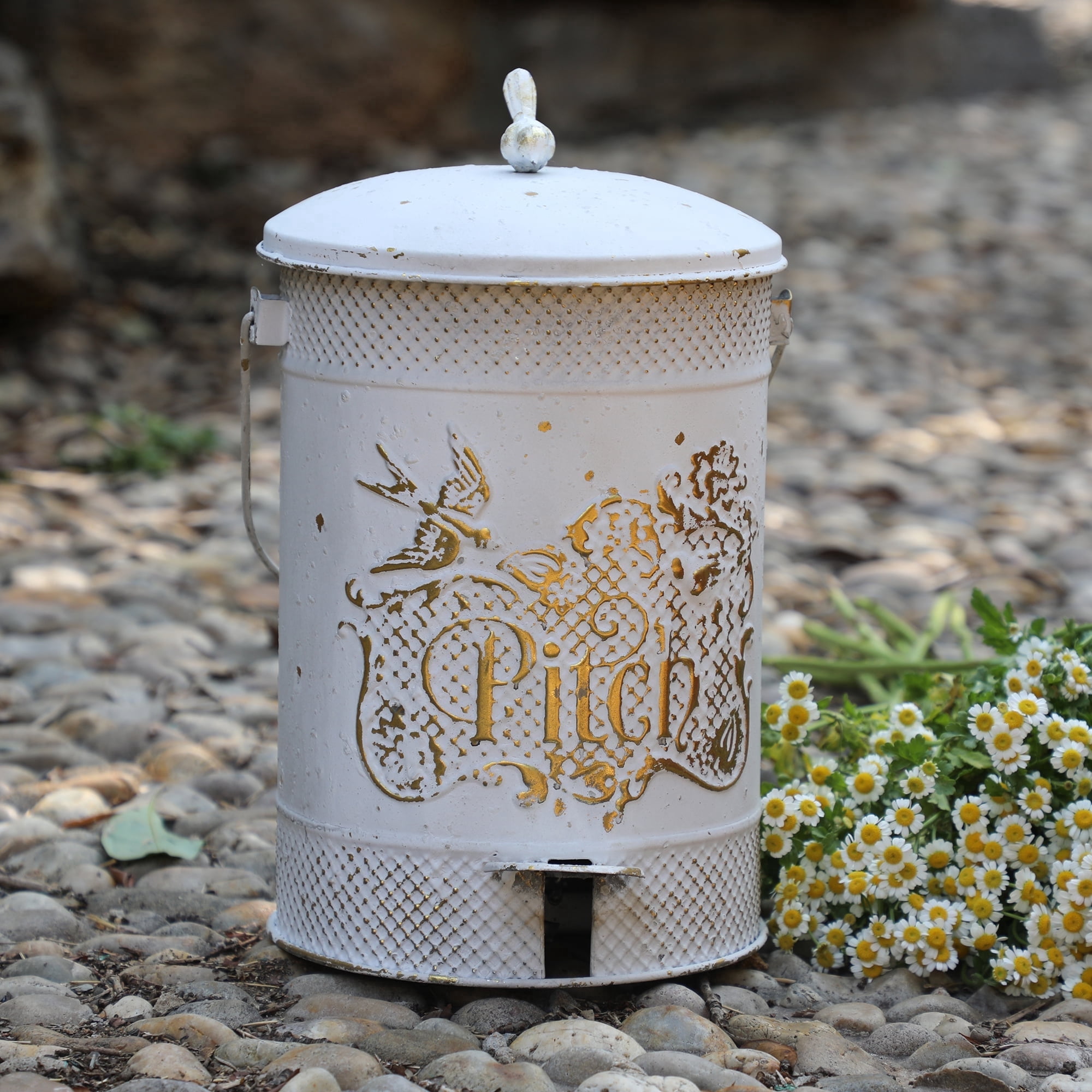 2 Gal Vintage Step On Trash Can With Lid and Handle