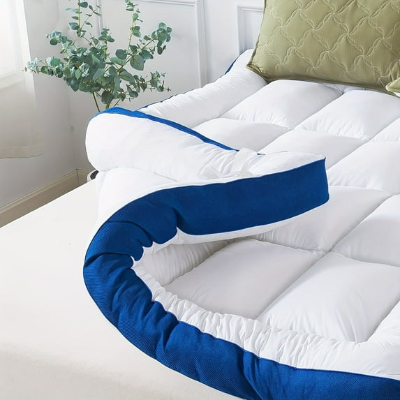 Memory Foam Mattress Topper Queen Size Memory Foam Extra Soft Pillow Top Mattress Topper Queen for Firm Bed , Anti-Slip Bottom, 4 Elastic Straps, 80x60x4 Inch, Queen