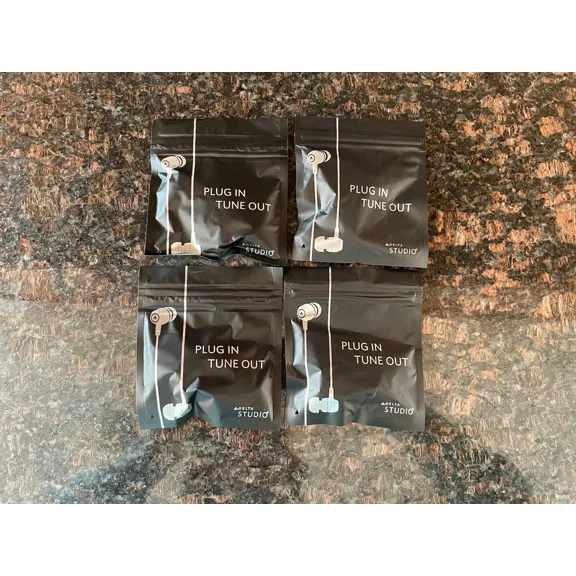 (4) New Billboard Ear Buds Earbuds Headsets Headphones Delta Studio Airlines