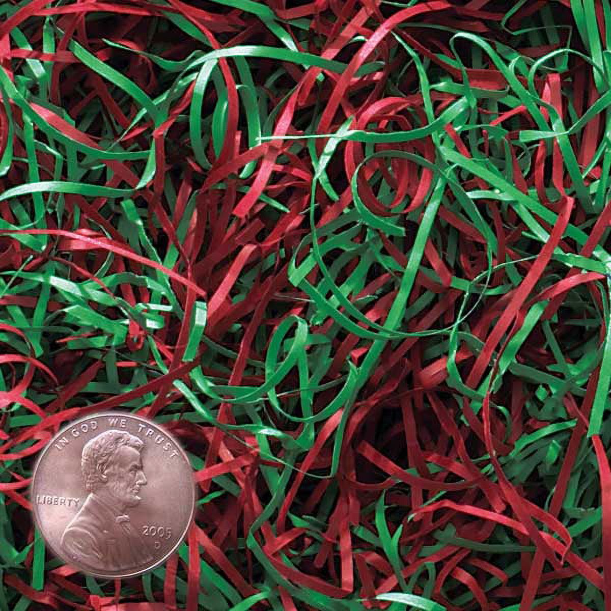 4 Oz. Christmas Blend Red and Green Fine Shredded Paper Filler for Gift