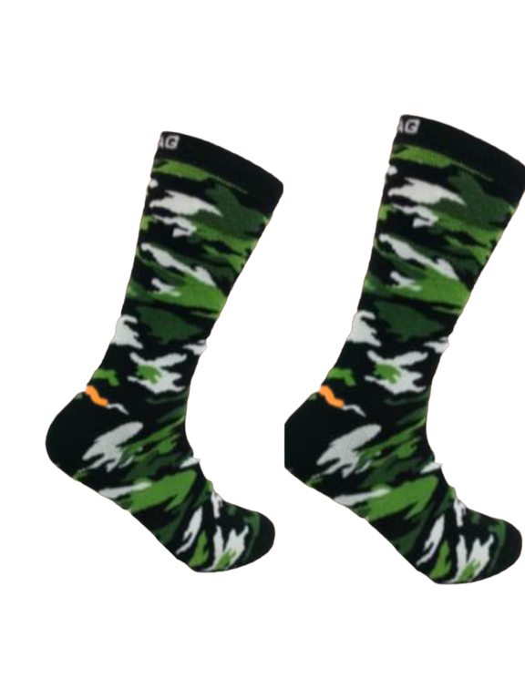 4 PAIR UNISEX CAMO PRINT SOCKS ONE SIZE green