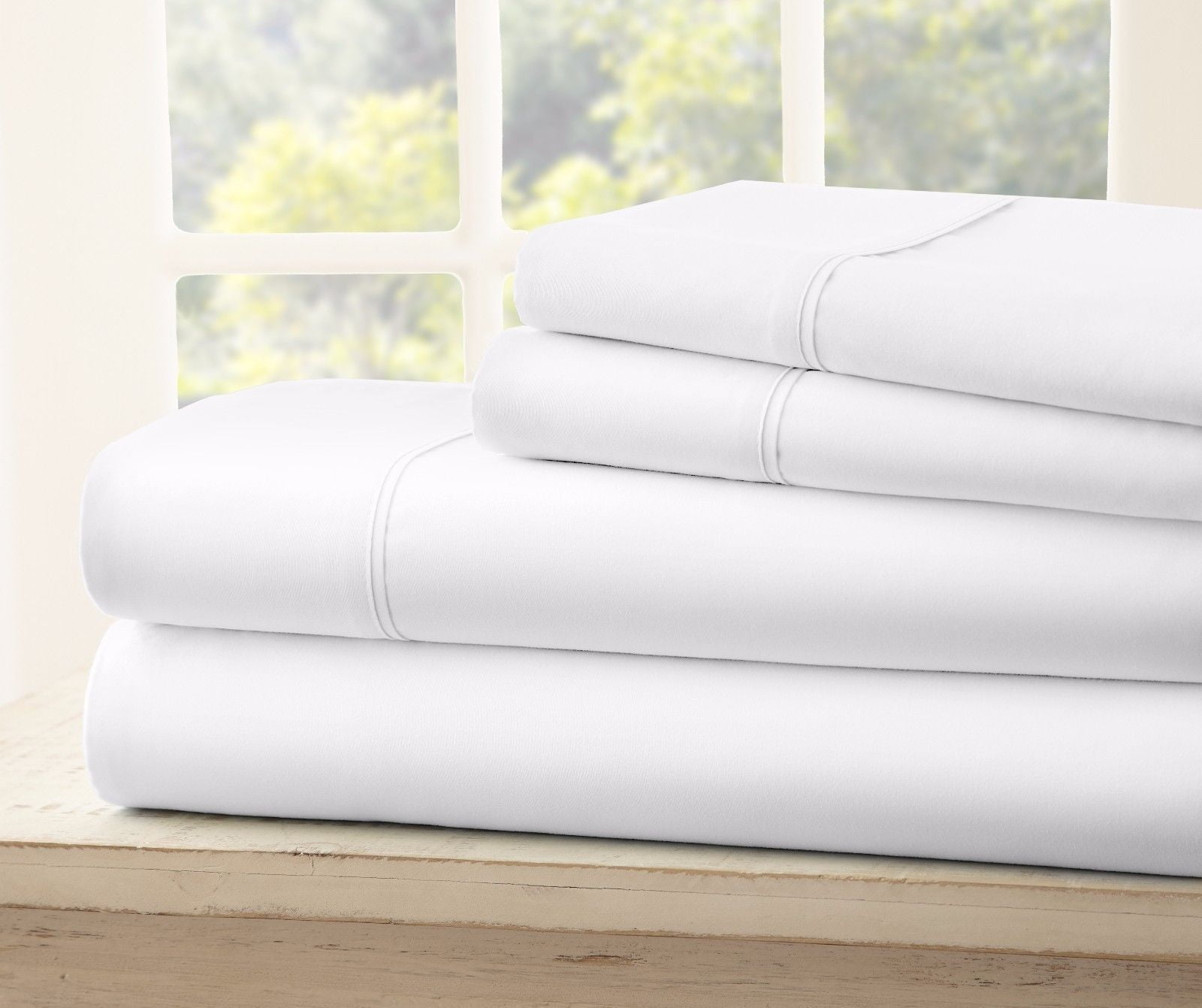 4-PC White Full Eco-Friendly Premium Bed Sheet Set, Deep Pocket and Ultra Soft Solid Sheets Made of Viscose from Natural Bamboo