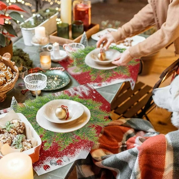 4 Pcs Artificial Placemats Set,15.75 Inch Large Plastic Placemats,Round Pine Place Mats, Artificial Washable Winter Table Decoration for Holiday Party Dining,Kitchen Accessories(Z1-Green)