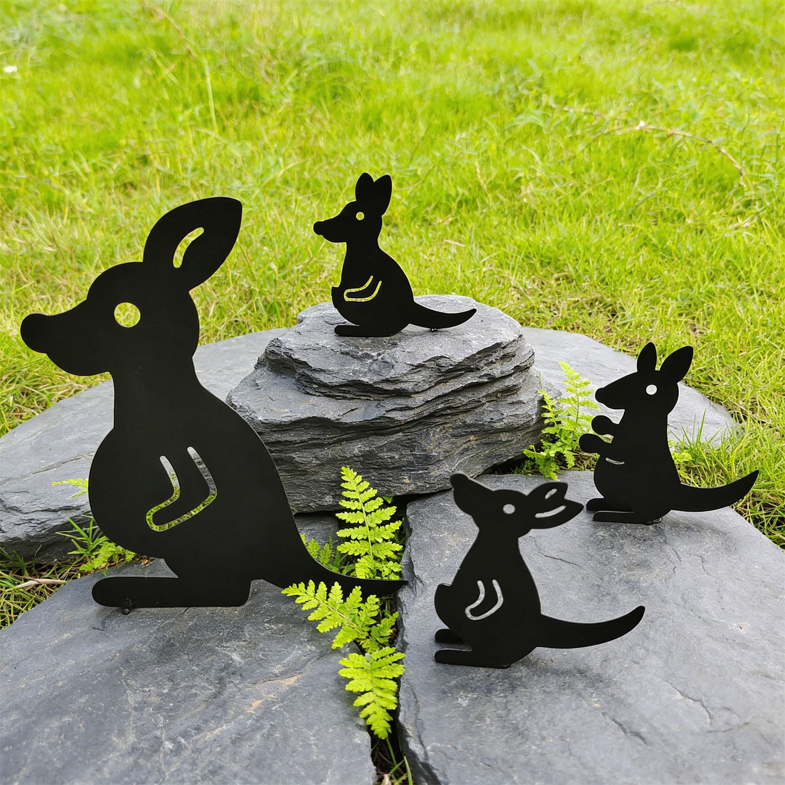 4 Pcs Kangaroo Family Yard Sign,Metal Animal Yard Decor,Black Kangaroos Lawn Signs with Stakes,Realistic Kangaroos Decoration for Garden Lawn Pathway,Outdoor Metal Animals Silhouette Art Decor