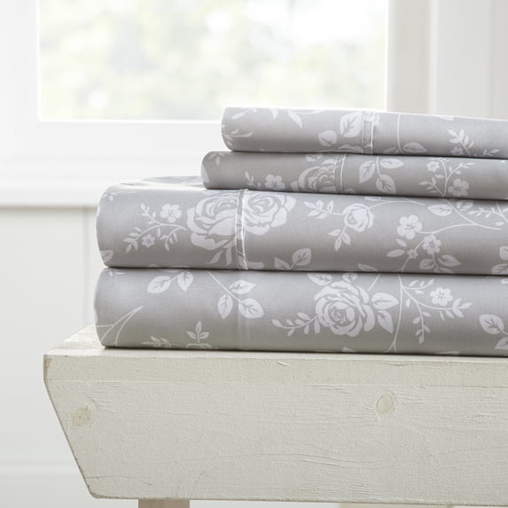 4 Piece Premium Ultra Soft Solid Bed Sheet Set by ienjoy Home