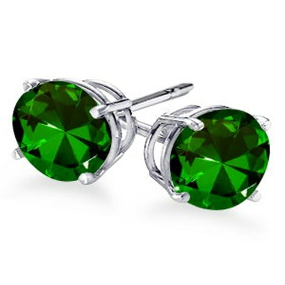 4-Prong Round Cut Green Emerald Stud Earrings 0.25 ct. tw.