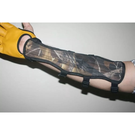 4-Strap Archery Long Arm Guard, 33cm x 9cm, Durable Protective Gear for Bow Shooting, Adjustable Fit, Lightweight Design for Comfort and Performance