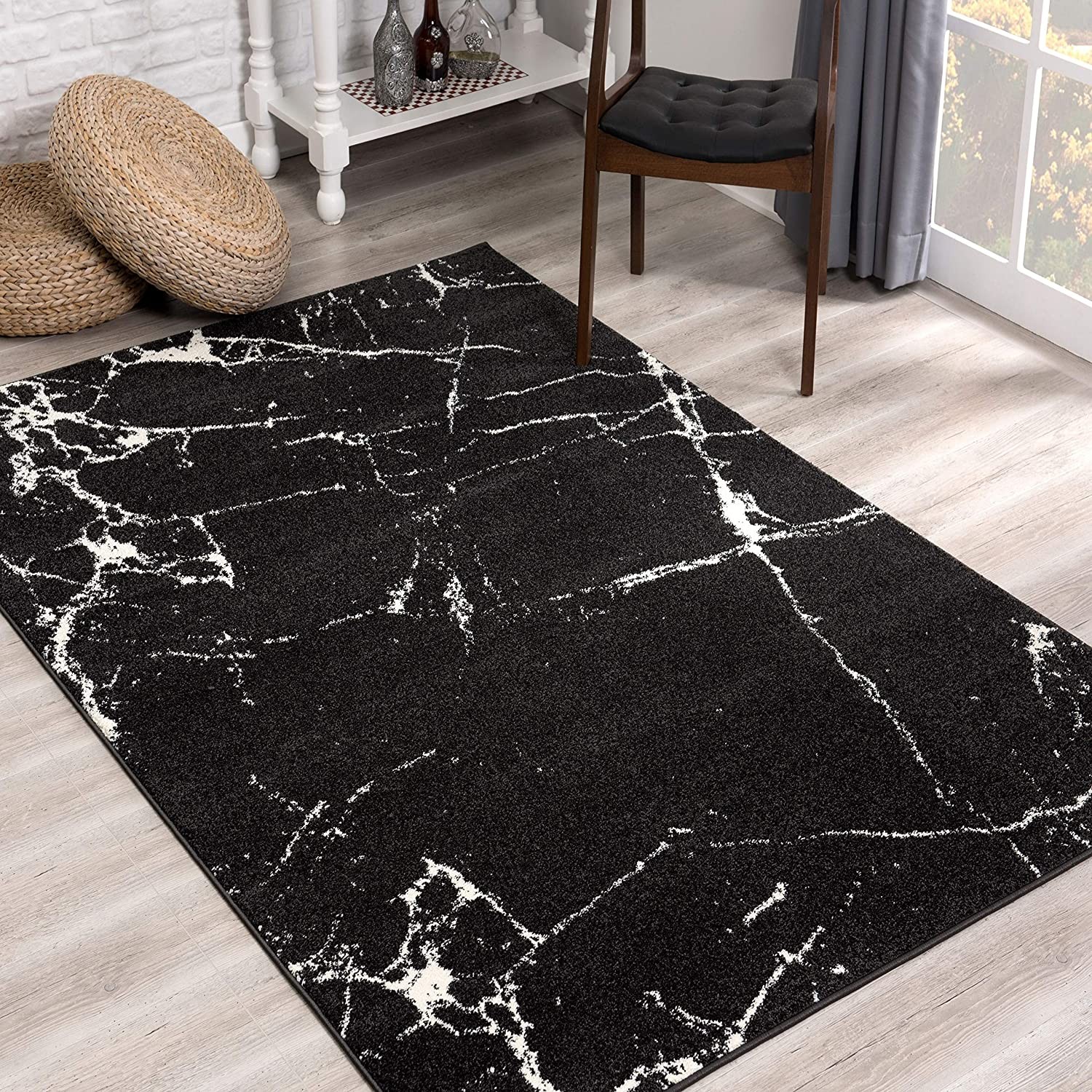 4â€™ x 6â€™ Black and White Abstract Breakage Area Rug - Walmart.com
