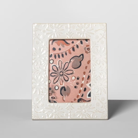 4" x 6" Embossed Ceramic Frame