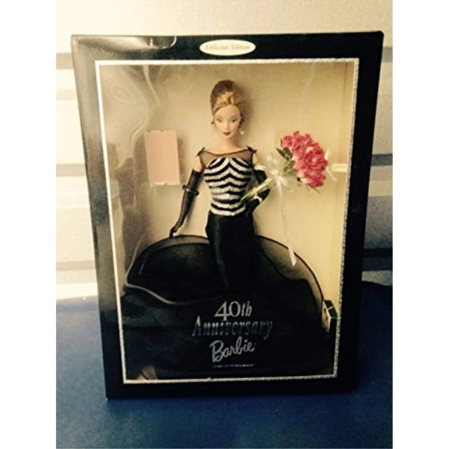 40th Anniversary Barbie Doll Collector Edition 1999 Mattel 21384 NRFB