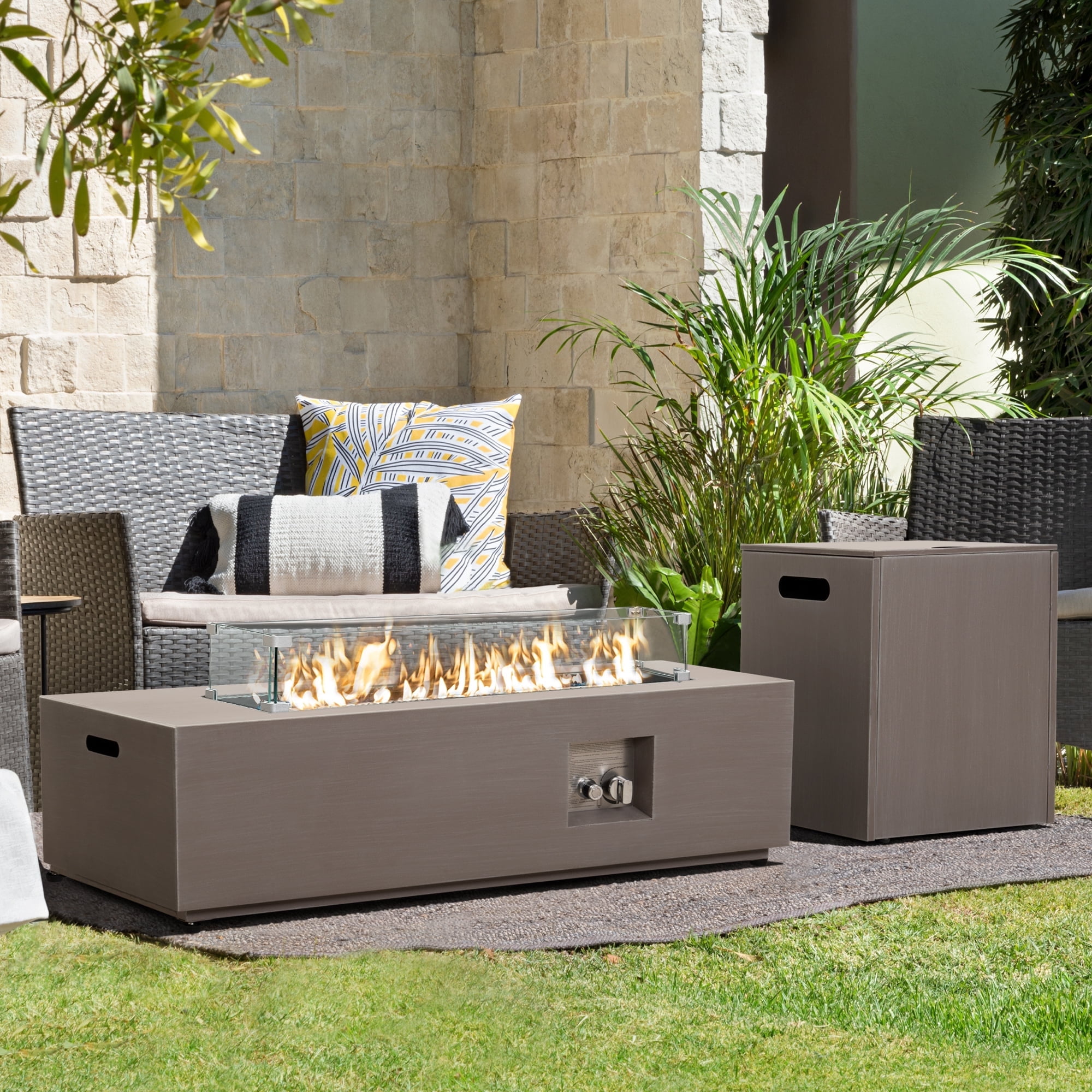 Gray Steel 42'' Free-standing Gas Fire Pit Table with Glass Guard