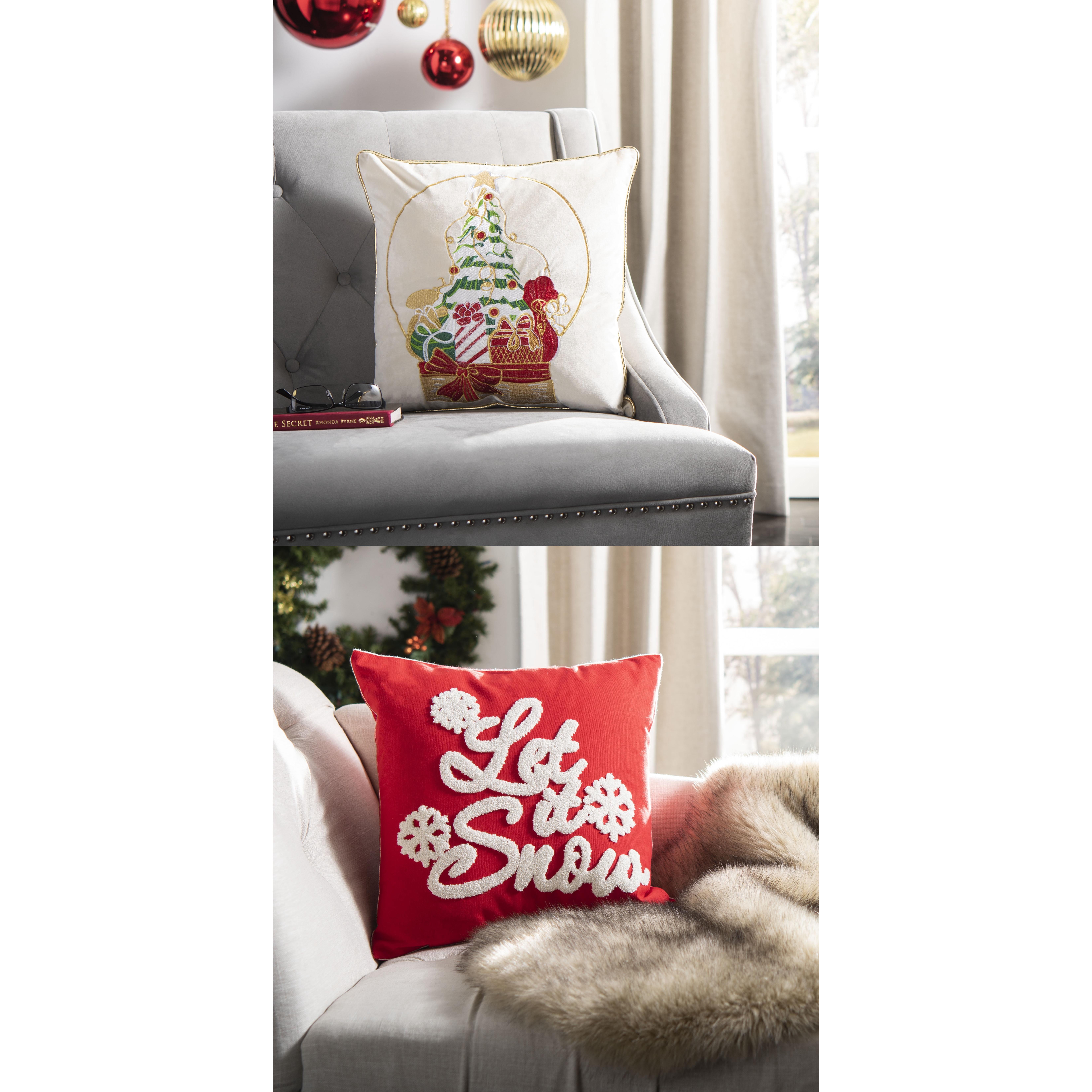 $42 Safavieh Christmas Tree and "Let It Snow" Holiday Pillows Set