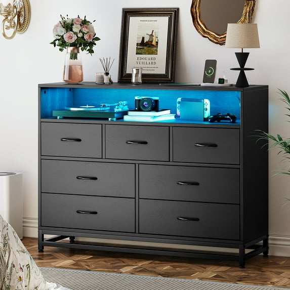 47.2"W Dresser for Bedroom, Modern 7 Drawers Long Dresser with Charging Station and LED Lights Design, Wooden Large Capacity Storage Chest of Drawers, for Living Room, Hallway
