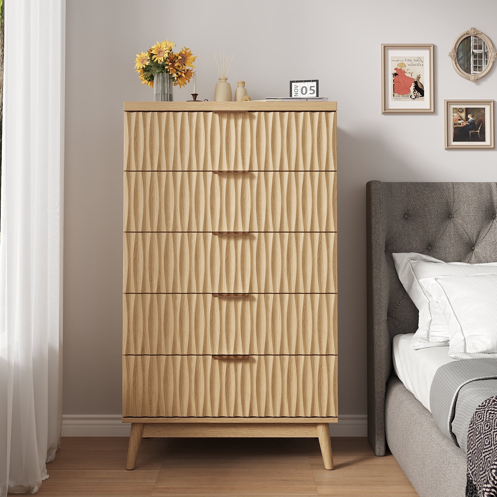 47" Tall 5 Fluted Drawer Dresser, Solid Wood Chest of Drawers with Glossy Handle, Storage Cabinet for Bedroom, Living Room, Entryway