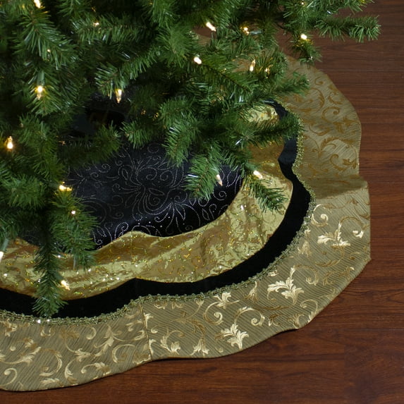 Northlight 48" Black and Gold Velveteen Floral Scallop Christmas Tree Skirt