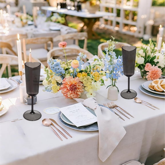 48 PCS Heart Shaped Champagne Flutes, 5.5OZ Plastic Champagne Glasses,  Wedding Toasting Glasses, Elegant Stemmed Drinking Cups Plastic Goblets for Celebrations Anniversary Bride (Black)