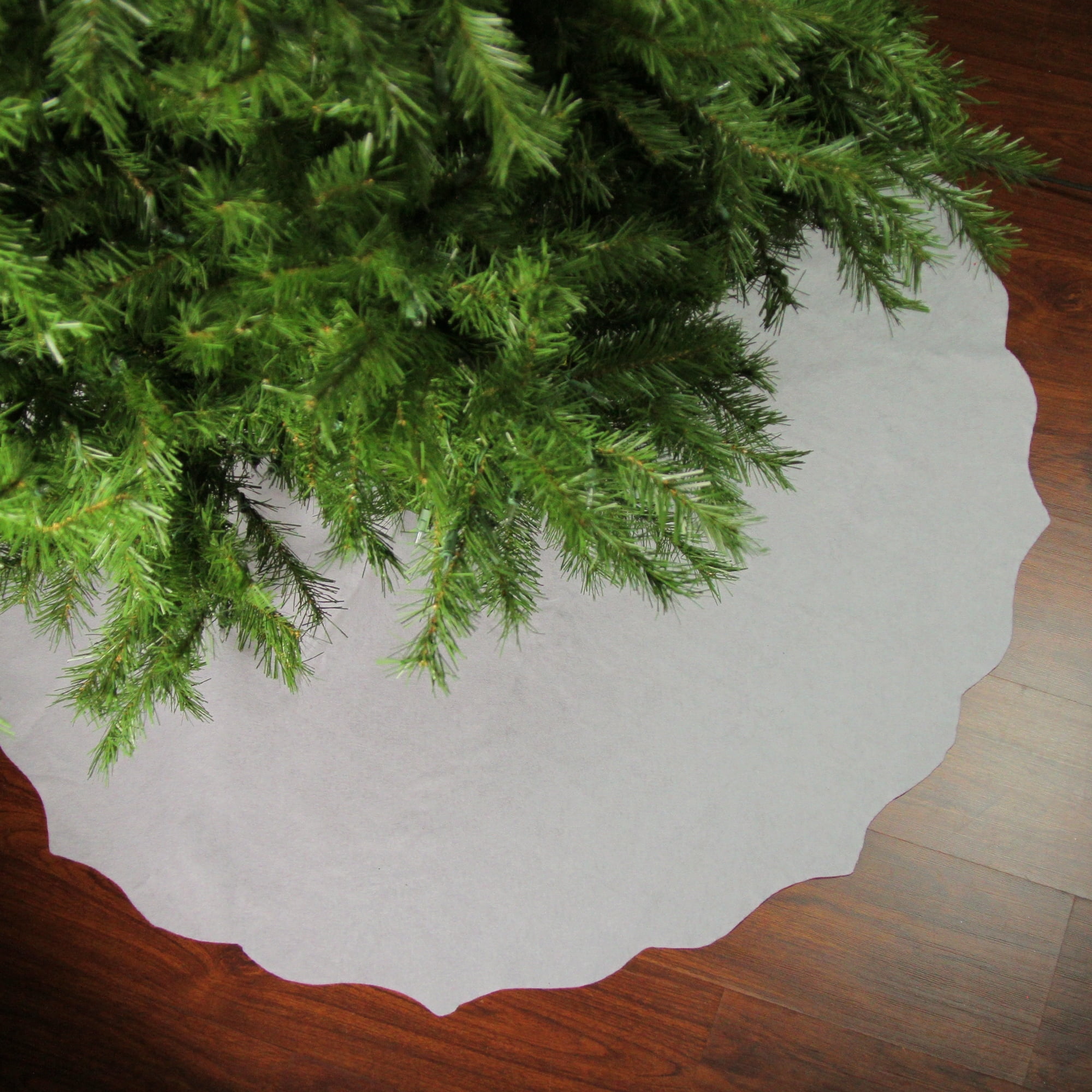 White Felt Scalloped Edge 48" Christmas Tree Skirt