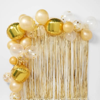 48ct Balloon Arch Garland Dcor Kit with Backdrop Gold