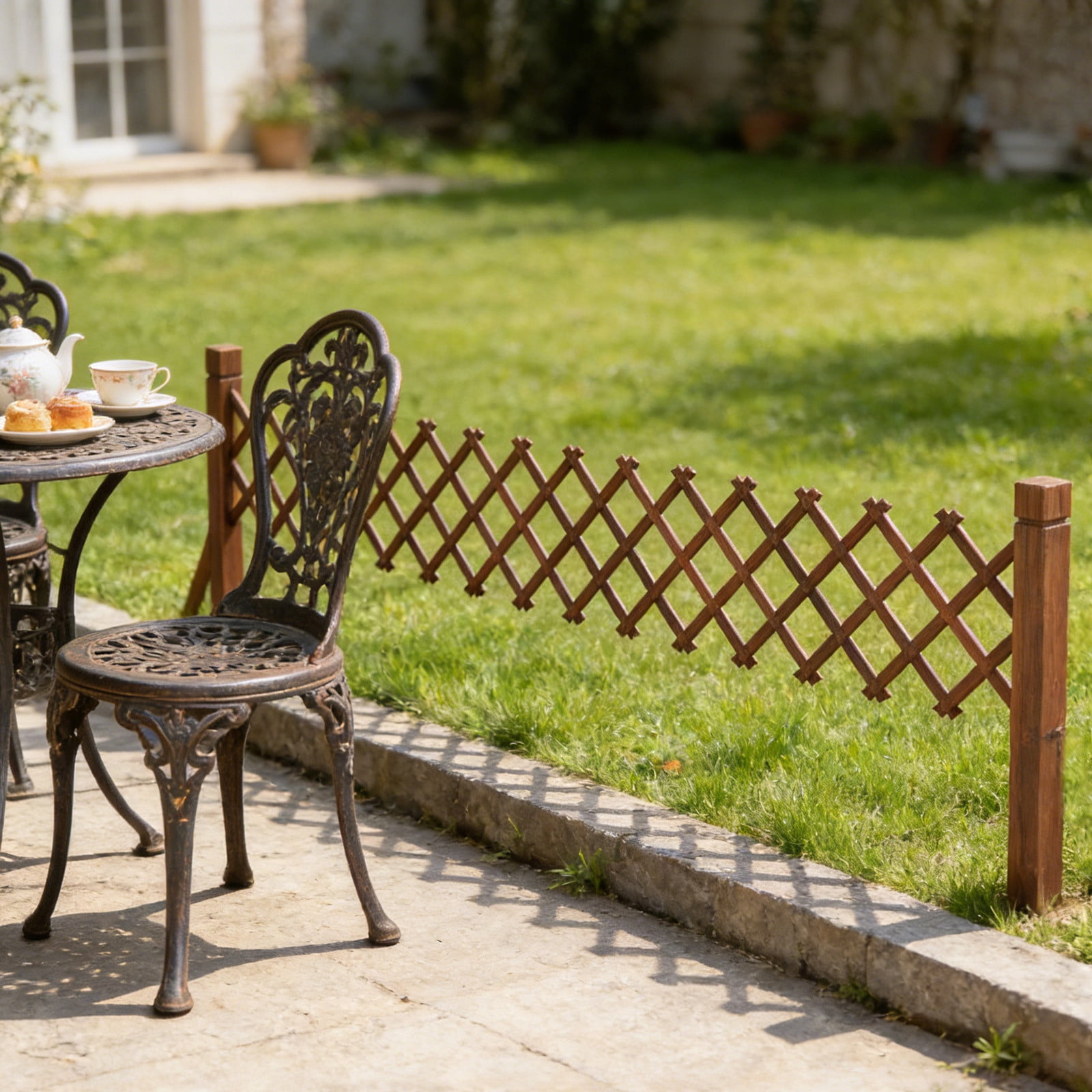 49.2x 20.5 in Wooden Garden Fence – Expandable Outdoor Courtyard Barrier, Decorative Flower Trellis Divider for Vegetable Garden Lawn Patio Yard Border Landscape Decor