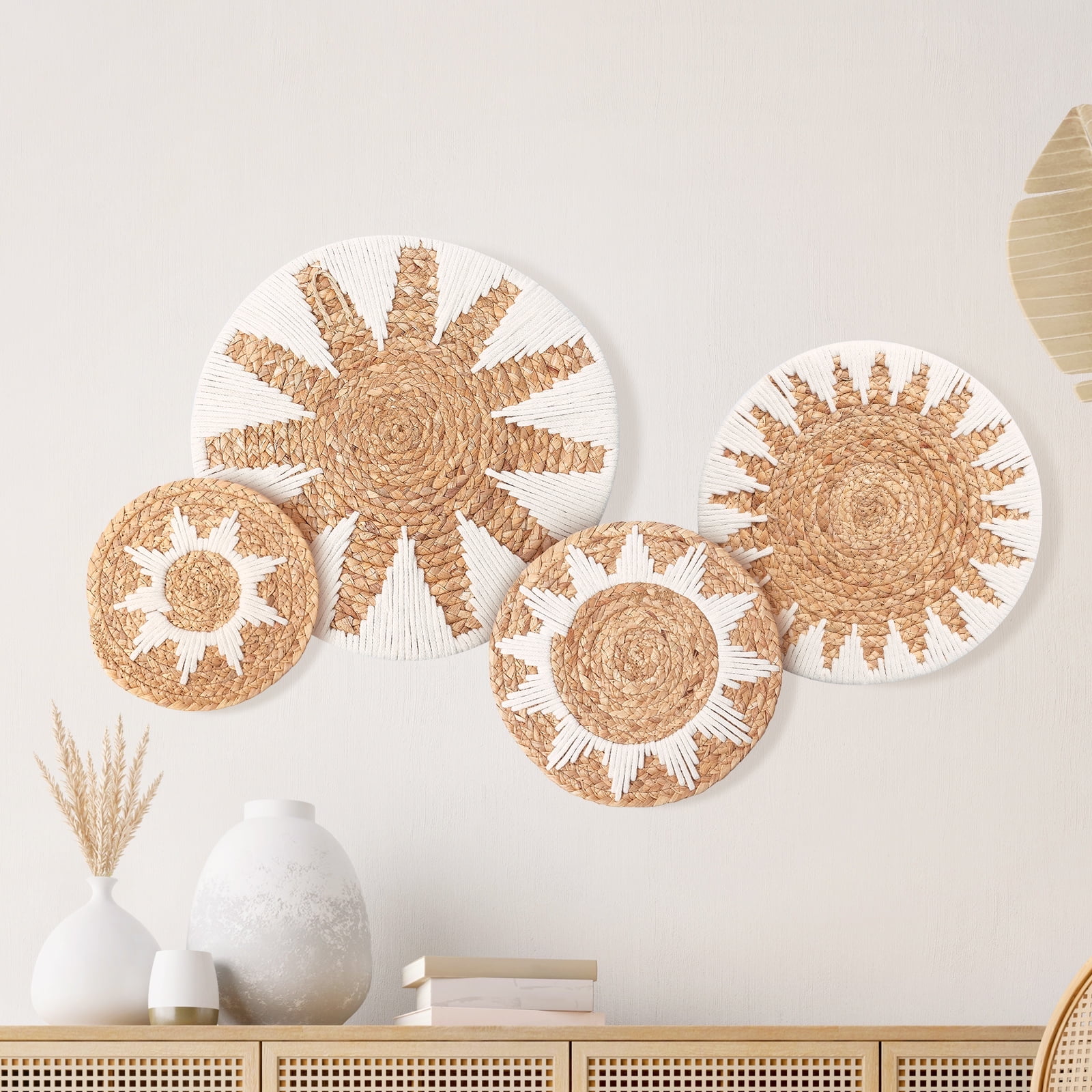 4Pcs Woven Wall Baskets Decor Handmade Decorative Set with Hooks Lightweight Easy to Install for Living Room Bedroom