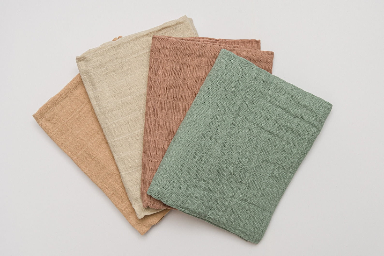 4pc Burp cloth| wash cloth| lovey|Muslin Squares| Bib| bibs| baby girl, baby boy | Newborn|Shower Gift|Swaddle| Organic Cotton |60x60cm
