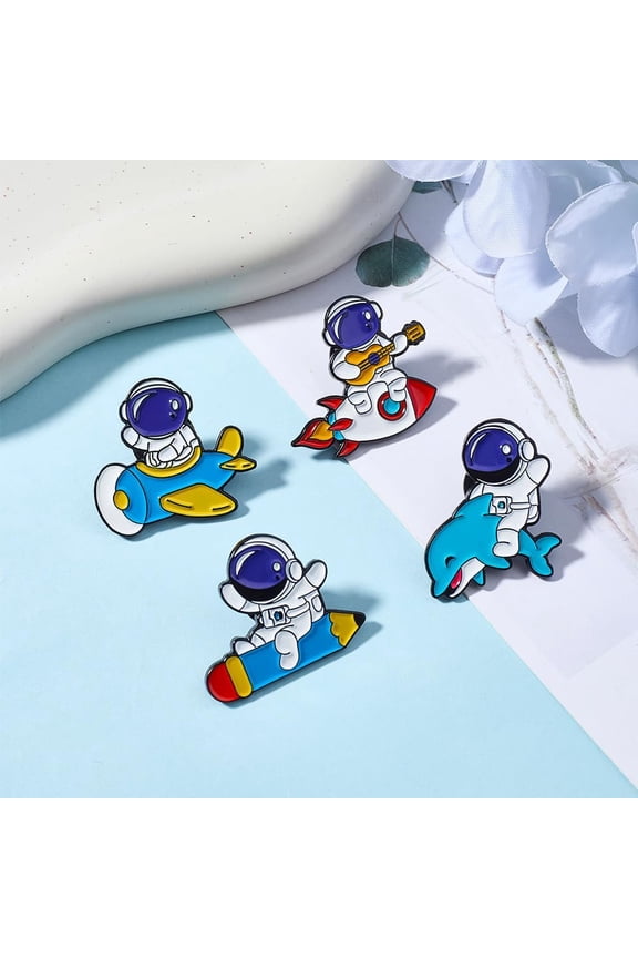 4pcs 4 styles Space Astronaut Badge Pins Alloy Brooches for Backpack Clothes Mixed Color 1pc/style DIY