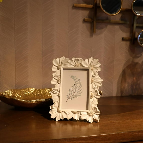 4x6 Vintage Picture Frame, Antique White Ornate Photo Frame, Decorative Floral Design Retro Home Decor