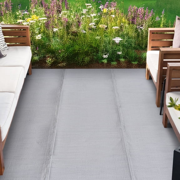 Luna Contemporary Solid Gray Polypropylene Reversible Plastic Straw Outdoor Area Rug, 4'x6' Rectangle