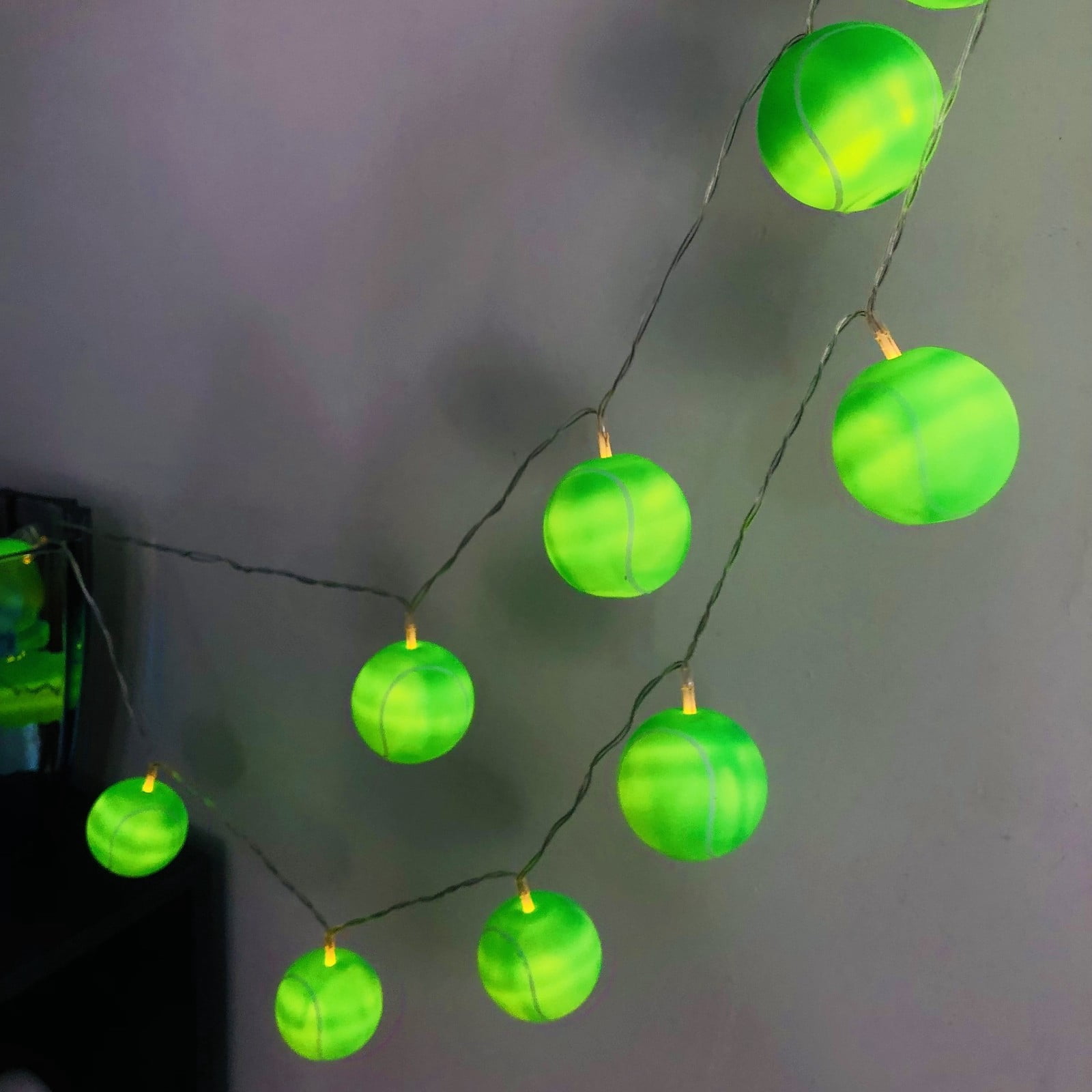 5.4ft Green Tennis String Lights Battery Operated 10 Warm White LED ...