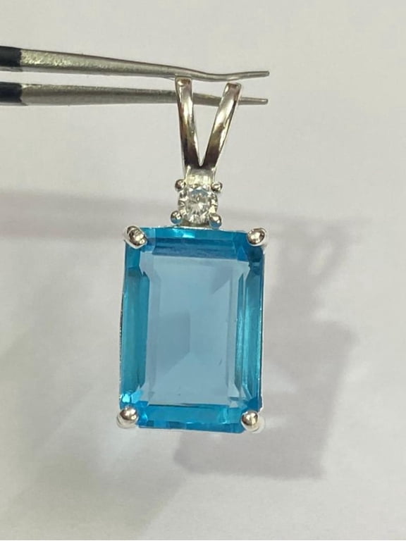 5.50 Carat Aquamarine Gemstone Pendant Necklace, Natural Blue Stone Jewelry