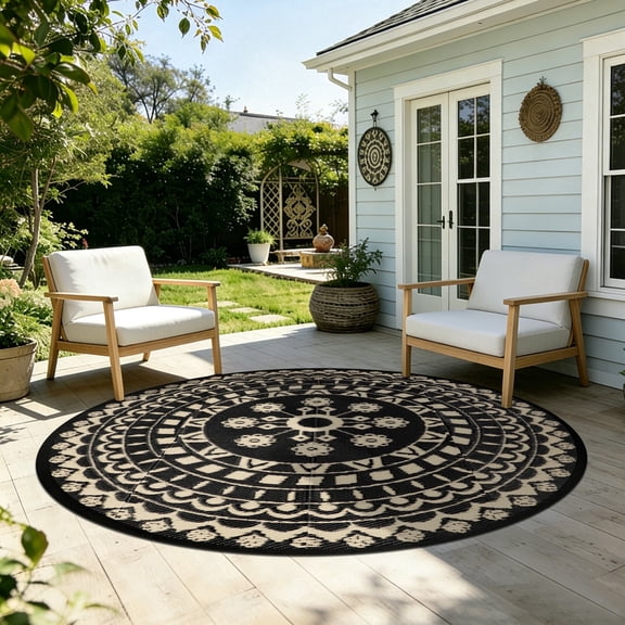 5*5ft Round Outdoor Rug Circle Outside Area Rug Boho Reversible Patio Rug Plactic Straw Rug for Patios,Deck,Picnic,Beach,Trailer,Camping,Black&Beige