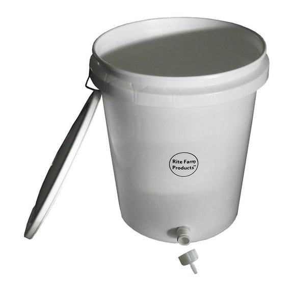 5 GALLON 1/4" HOSE BARB GRAVITY WATER SUPPLY KIT FOR RABBIT NIPPLE DRINKERS