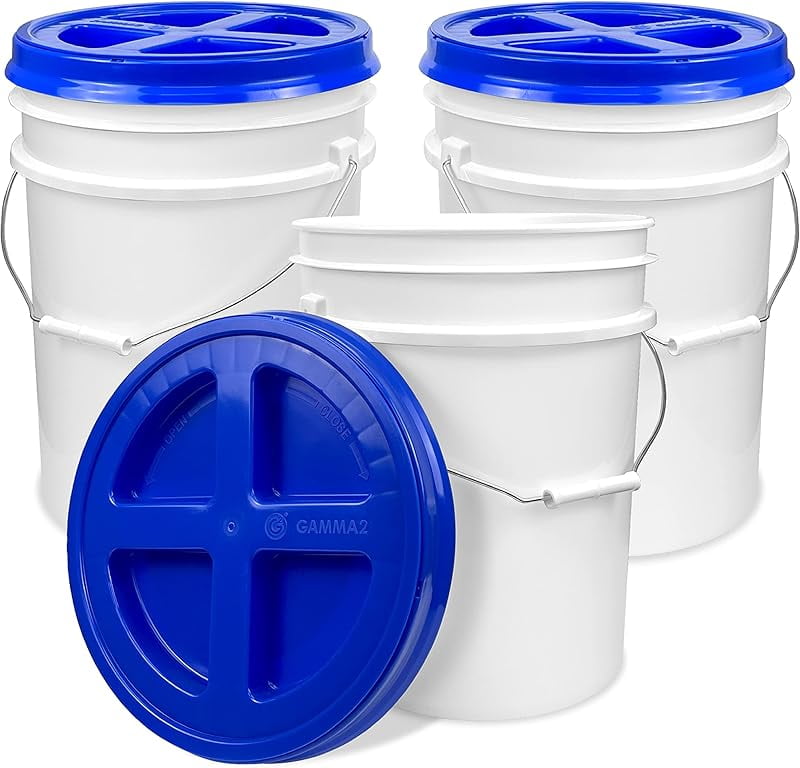 Aazon.co: ATERET 5 Gallon White Bucket &ap; Pour Spout Lid - 90 il All Purpose Pail - Food Grade