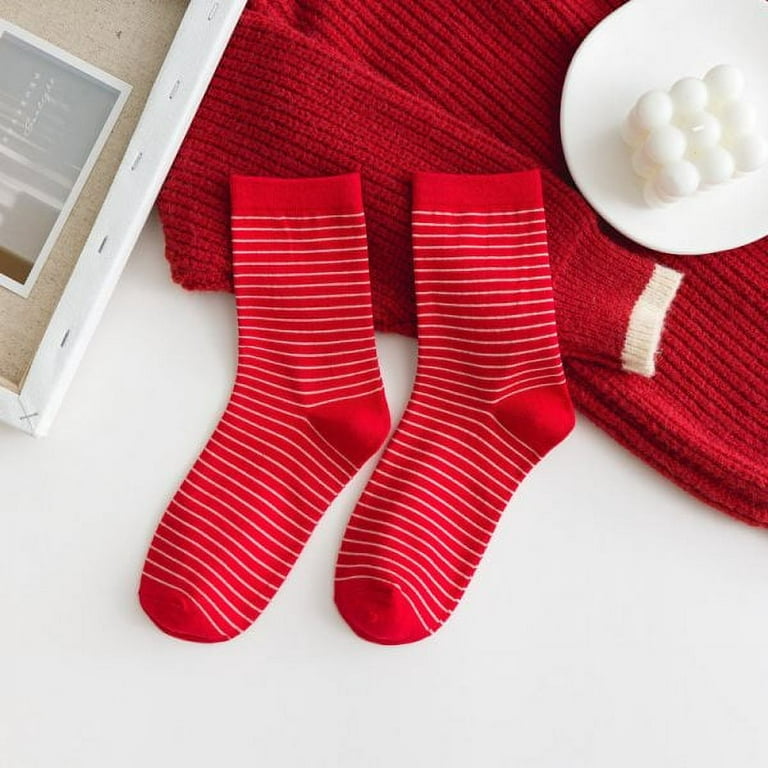 https://i5.walmartimages.com/seo/5-Pair-Red-Men-And-Women-Sock-Red-New-Year-Chinese-Characters-Cotton-Socks-Festival-Meaning-Individual-Couple-Socks_fdd12077-c530-47e5-ac89-964729b56429.b1358704b26e7007962a710c6af39211.jpeg?odnHeight=768&odnWidth=768&odnBg=FFFFFF